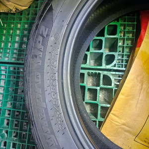 중고) 한국 Ventus S2 AS 255/45ZR20 타이어 1개