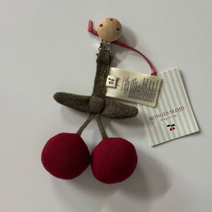 콩제슬래드 체리 딸랑이