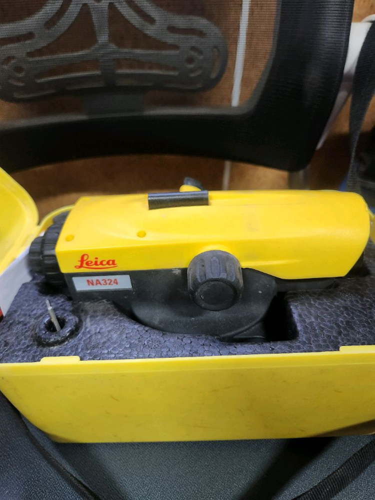라이카 레벨기 NA-324 이미지