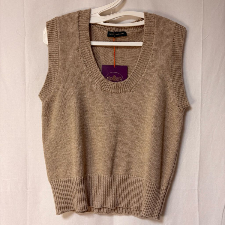 [새상품/3]코스모폴리탄줄라이 라이블리 베스트(오트밀)--1