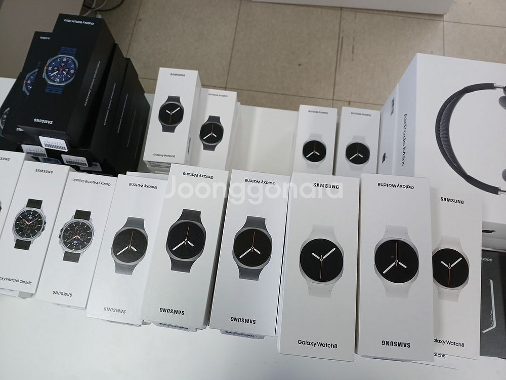 갤럭시 워치 8 실버 / 그라파이트 40~44mm팝니다.중고폰업무폰저가폰세컨폰공기계게임폰효도폰게임폰알뜰폰)--0