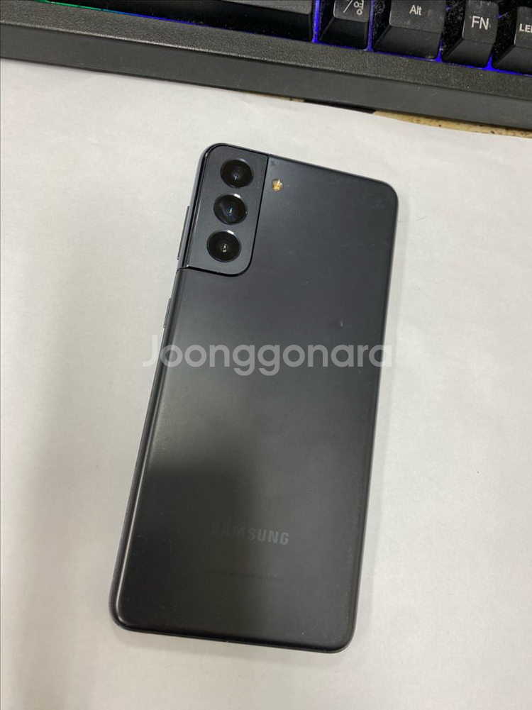 갤럭시S21 블랙 256GB 무잔상 액정줄1개 게임폰--0