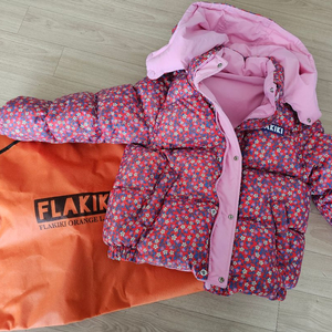 플라키키 양면패딩 8y