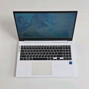 삼성 노트북플러스2 i7 16GB 노트북 판매합니다