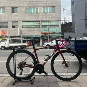 자이언트 TCR 어드밴스 2 로드 자전거 팝니다. 이미지