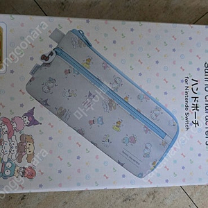 호리정품 산리오 캐릭터즈 닌텐도 스위치 소프트 파우치 케이스 미개봉 신품 팝니다.