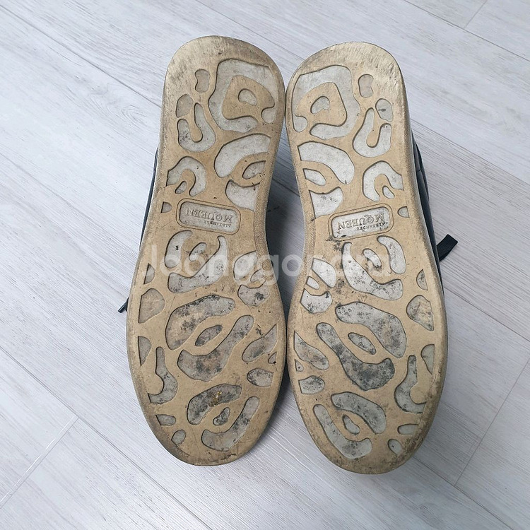 알렉산더 맥퀸 오버솔 스니커즈 43 국내 275--6