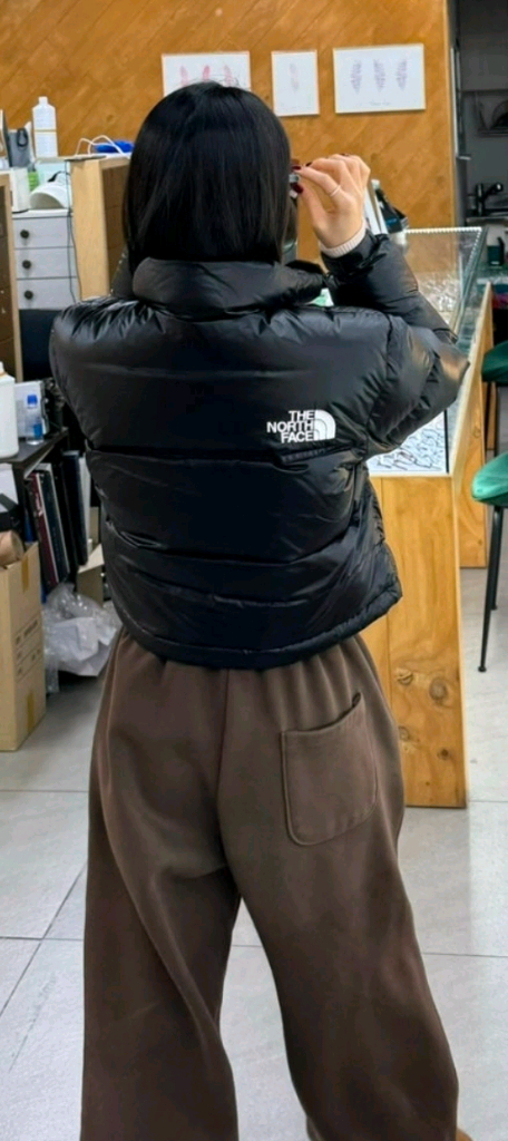 노스페이스 여성 눕시 구스다운 패딩 숏자켓 90M사이즈 새제품 블랙컬러--3