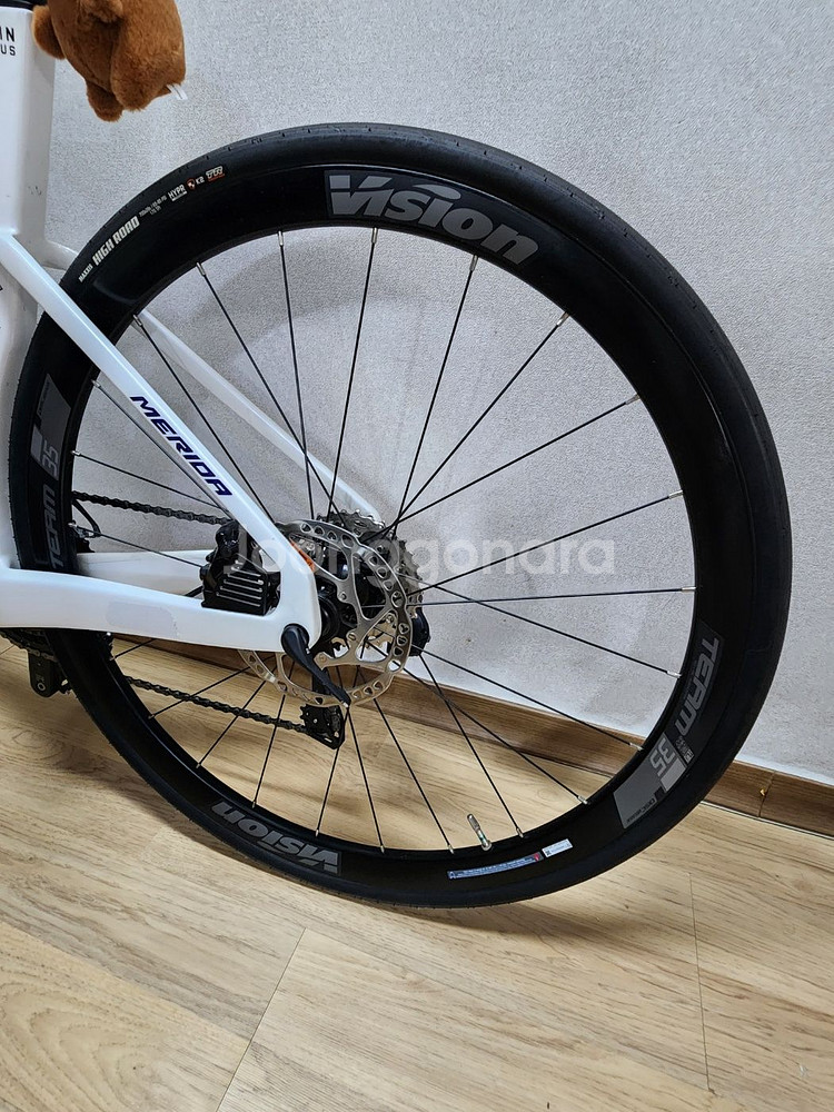 메리다 스컬트라 4000 로드바이크--4