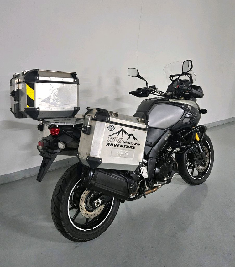 스즈키 브이스트롬 1000 판매합니다--4