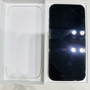 아이폰 17 에어 화이트 256gb 자급제폰 교환원합니다.