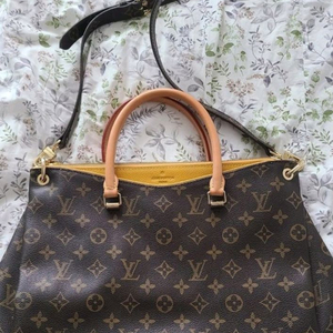 루이비통 팔라스 백 가방 급처 선착순