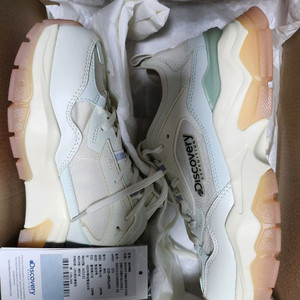 디스커버리] 버킷 디워커 쿨V2 255새제품 판매합니다