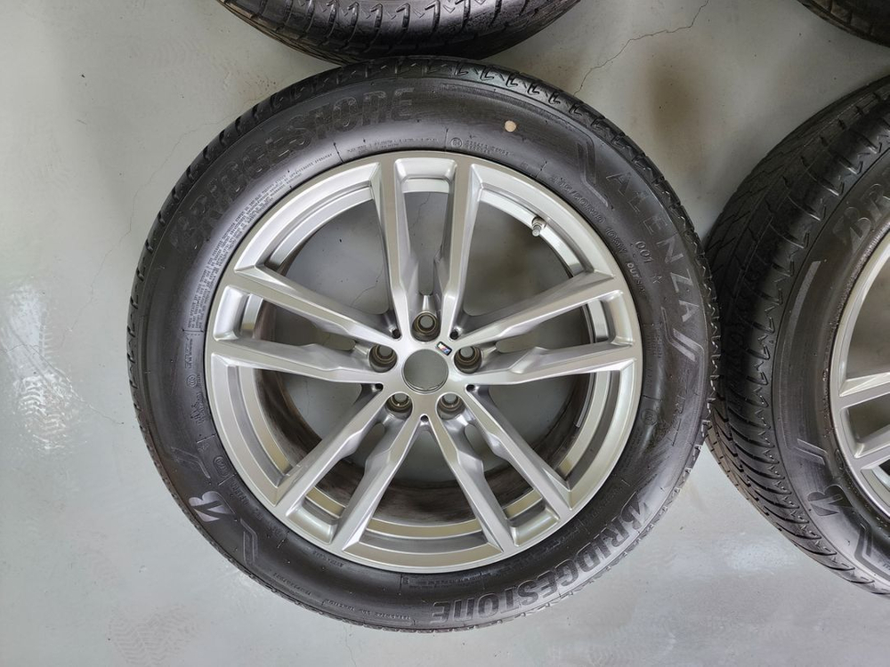 정품 BMW X3 X4 19인치 휠타이어 이미지