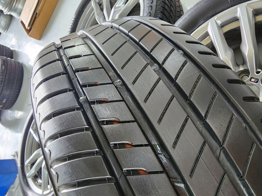 정품 BMW X3 X4 19인치 휠타이어 이미지