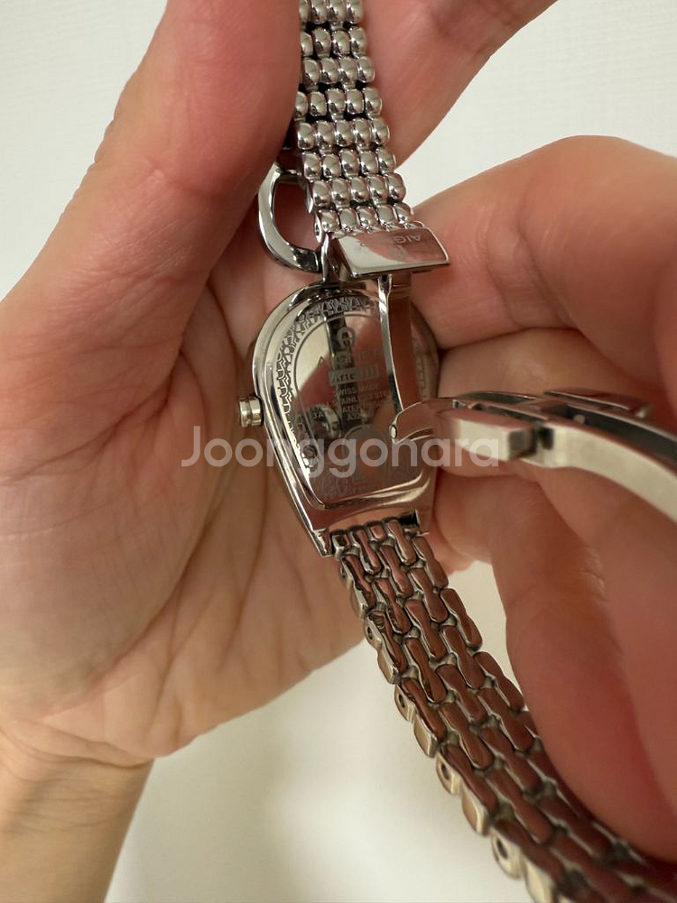 아이그너 시계 A32241A--1