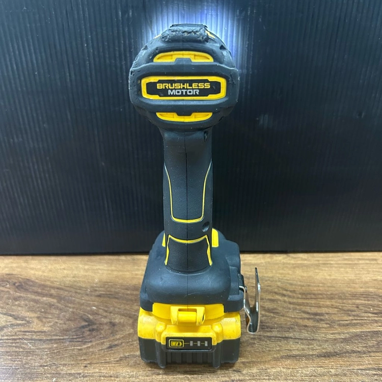 디월트 20V XR 임팩 드라이버 DCF845 + 5.0Ah 배터리 이미지