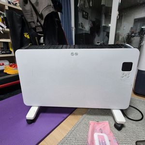 홈플래닛 전기히터 NDFL1709R 팝니다.