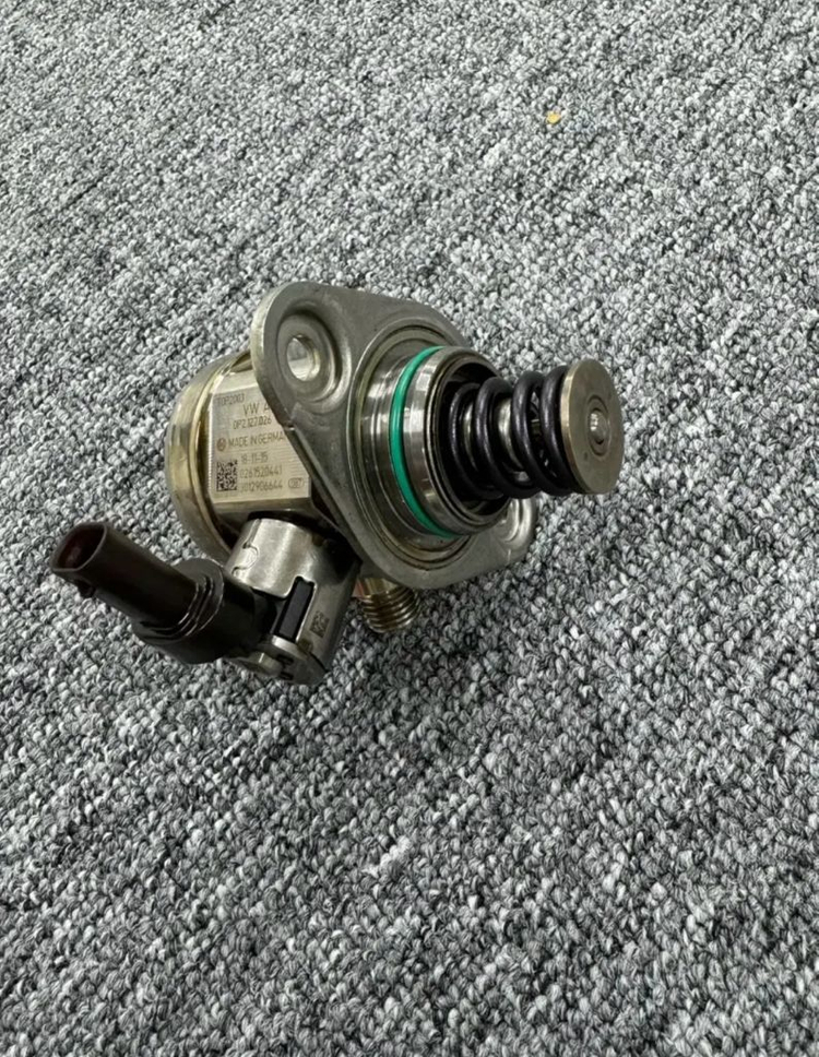 파나메라 971 4.0(gts,터보) 고압펌프 판매합니다--1