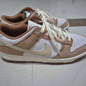 덩크로우 미디엄커리 285사이즈