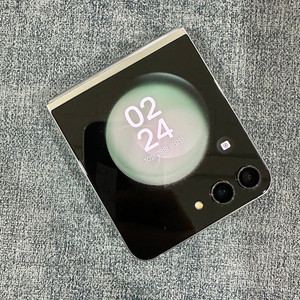 (A급 무잔상) 갤럭시Z플립5 512G 민트색상 깨끗한 단말기 35만원 판매해요