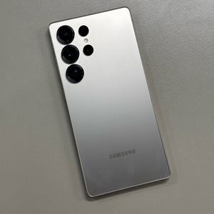 갤럭시S25울트라 내추럴그레이 256용량 25년5월개통 미파손 무잔상 특AAA급 깨끗한폰 정상해지 공기계 판매
