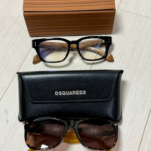 디스퀘어드 샤넬등 각종 안경 팝니다