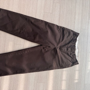 유니클로 스트레이트핏 치노팬츠 팝니다