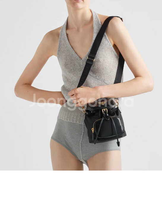 프라다 리나일론 브러쉬드 백팩 미니--2