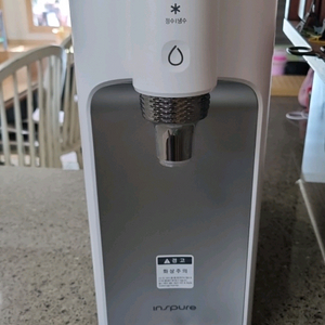 쿠쿠끓는물 정수기(22년식)필터교체완료