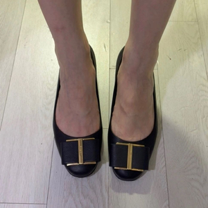 페레가모 발레 플랫