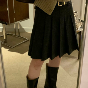 리본빛 플리츠스커트