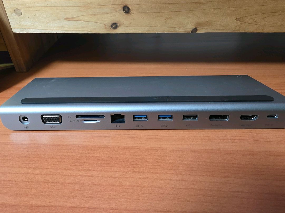 벨킨 USB-C 11 in 멀티포트 허브 이미지