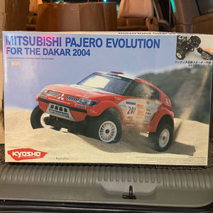 교쇼 1/10 미쯔비시 파제로 에볼루션 QRC RC카 미개봉 타미야