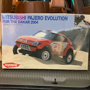 교쇼 1/10 미쯔비시 파제로 에볼루션 QRC RC카 미개봉 타미야