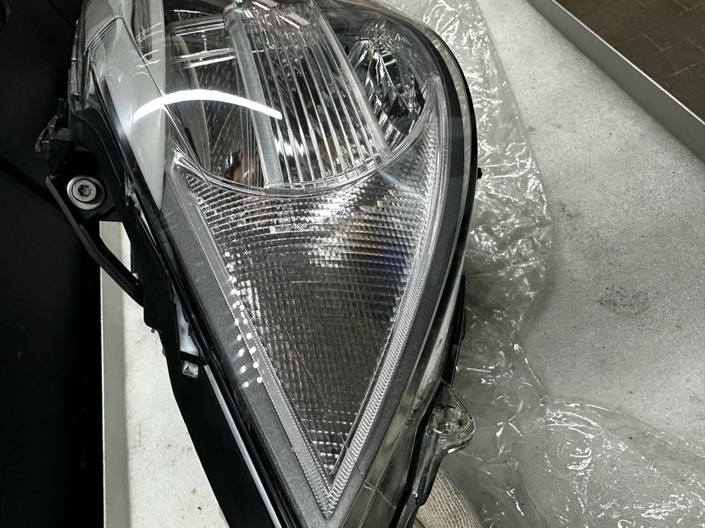 BMW E87 헤드라이트 7273832-03--8