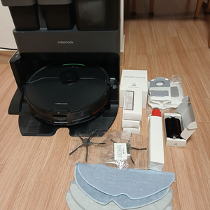 로보락 청소기 S7 MaxV Ultra 팝니다