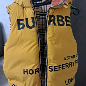 버버리 키즈 패딩 점퍼 14Y