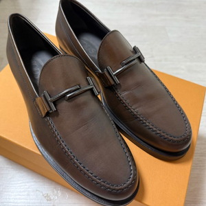 토즈 남성 로퍼