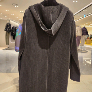 플리츠 스피치오 가디건 새제품