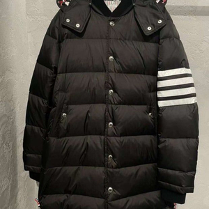 톰브라운 4바 코트 패딩 3사이즈 판매