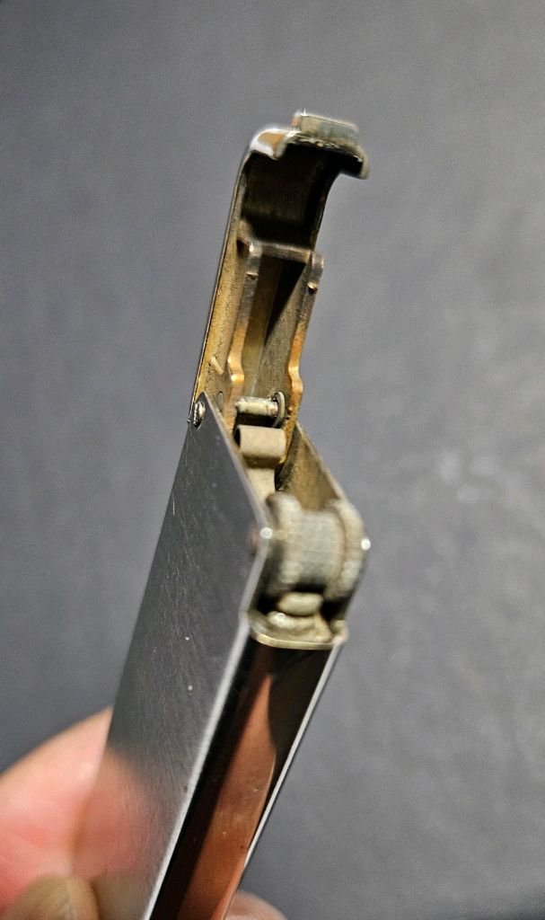 빈티지 엘레강스 슬림 라이터 이미지