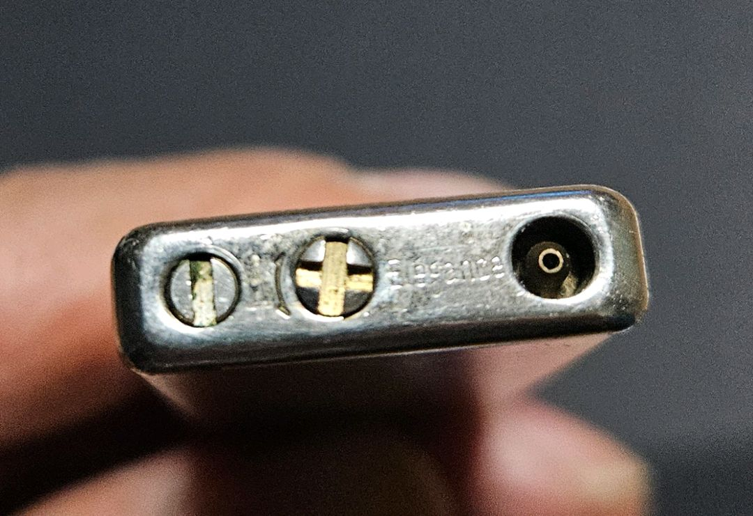 빈티지 엘레강스 슬림 라이터 이미지