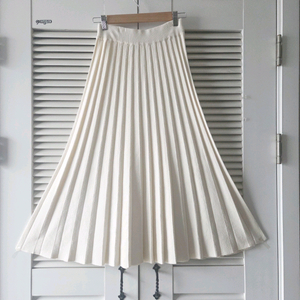 플리츠 니트 롱스커트(아이보리컬러)허리밴딩