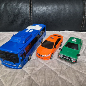 헬로카봇 로드세이버(무기, 투구포함)