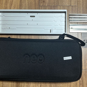 NEO65 CORE PLUS 팝니다.