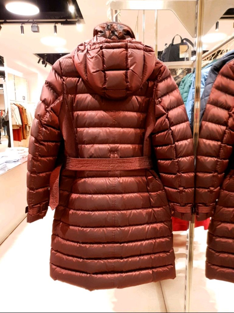 정품) 버버리 여성 롱패딩 애쉬무어 버건디 xs 새것같음 이미지