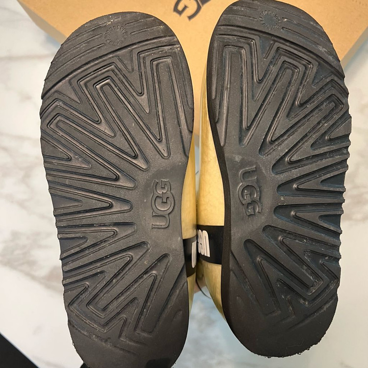 미국 UGG 어그 클래식 클리어 미니 키즈 220--8