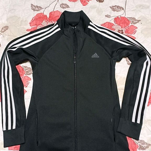 아디다스 냉감얇은스판저지 85 여성55 가슴43 기장65