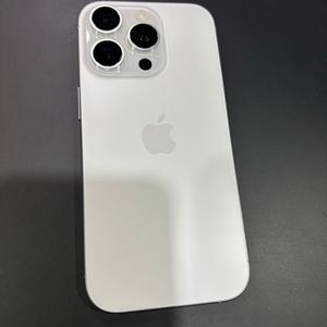 아이폰 16 프로 화이트 티타늄 512기가 배터리 100퍼 팝니다